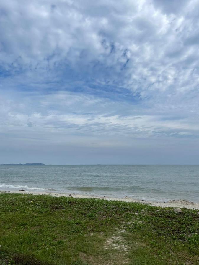 Sunshine Bay Beachaholic *